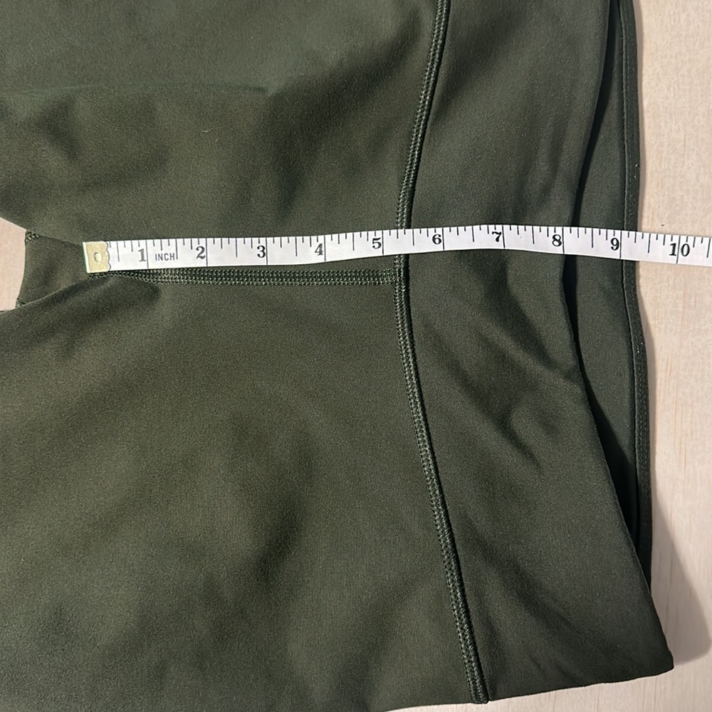 Fabletics Capri Low Rise Legging - Picture 5 of 5